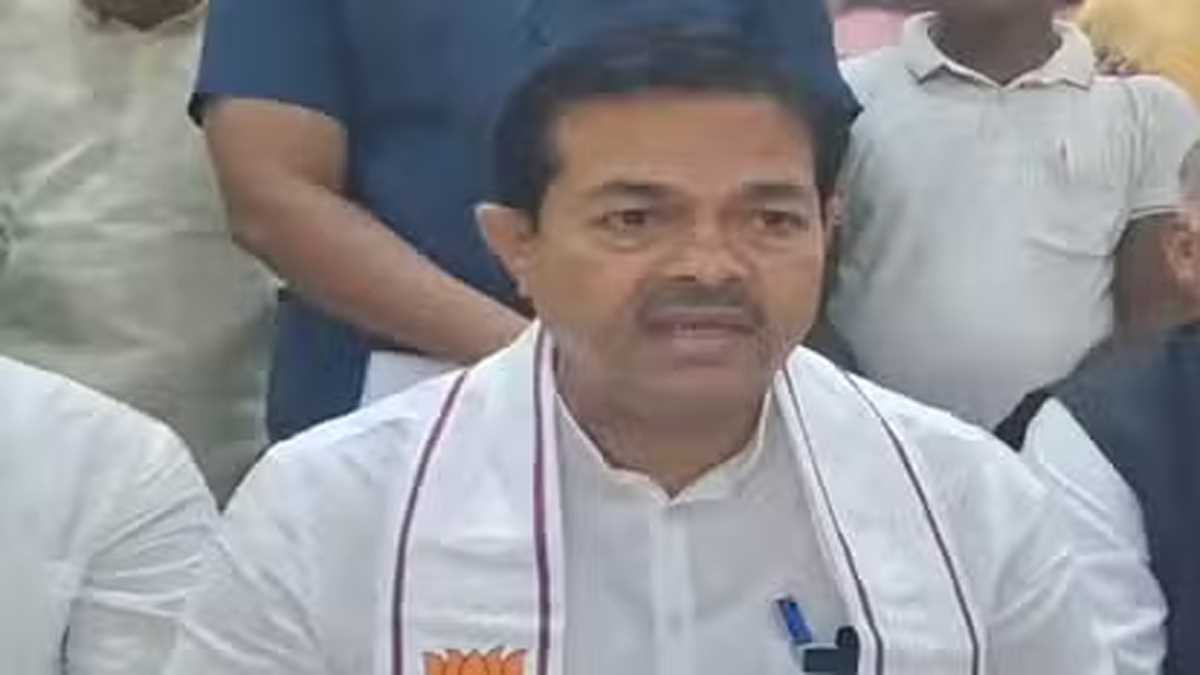 राहुल गांधी पर लगे आरोप बहुत गंभीर : बीएल वर्मा